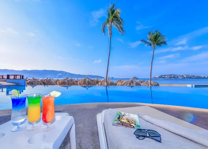 5 star hotels Krystal Beach Acapulco
